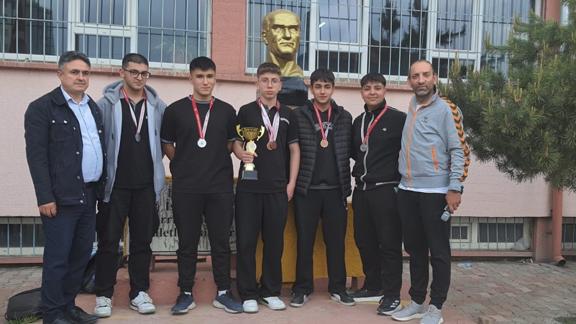 Geleneksel Karakucak ve Aba Güreşi Müsabakaları
